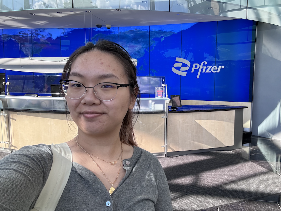 Pfizer selfie